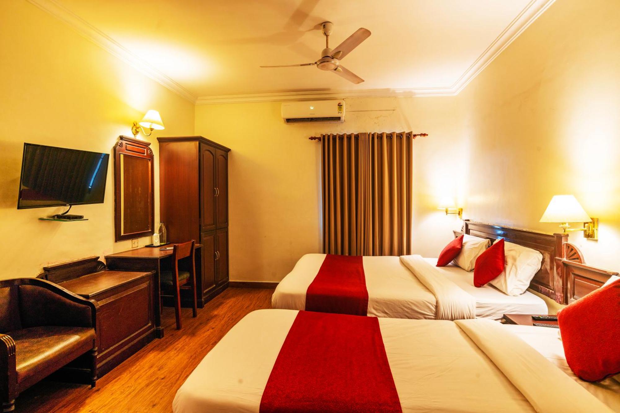 Hotel Archana Inn Kochi Eksteriør billede