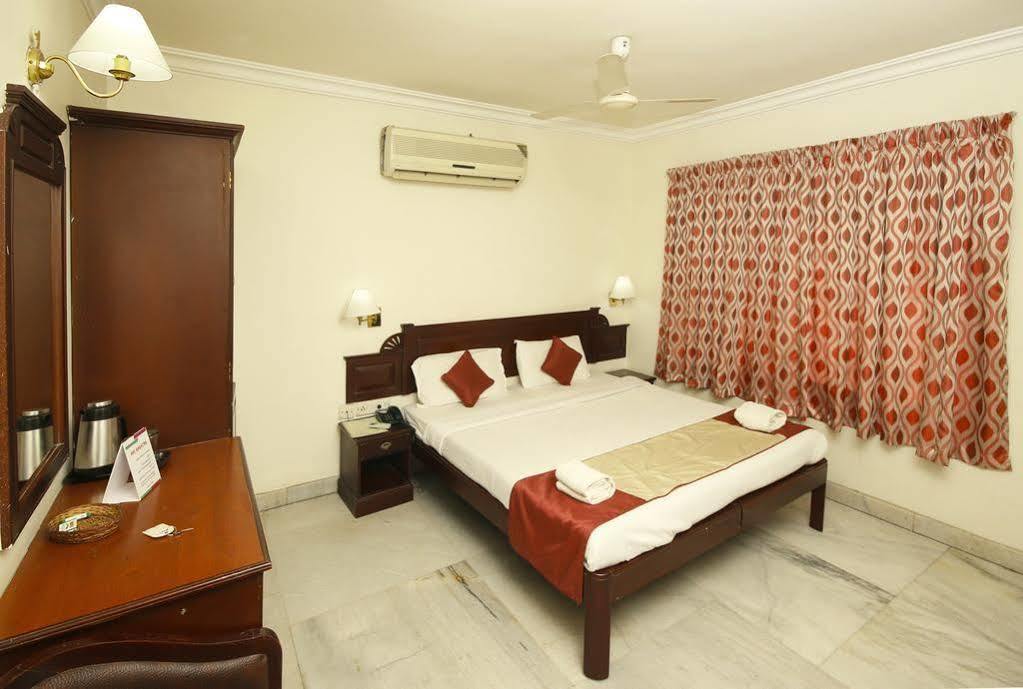 Hotel Archana Inn Kochi Eksteriør billede